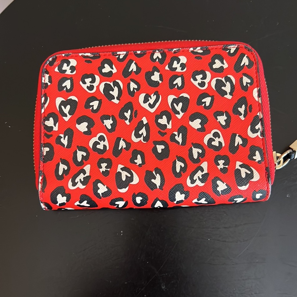 Stella & Dot Heart Shape Animal Print Wallet - Picture 3 of 11
